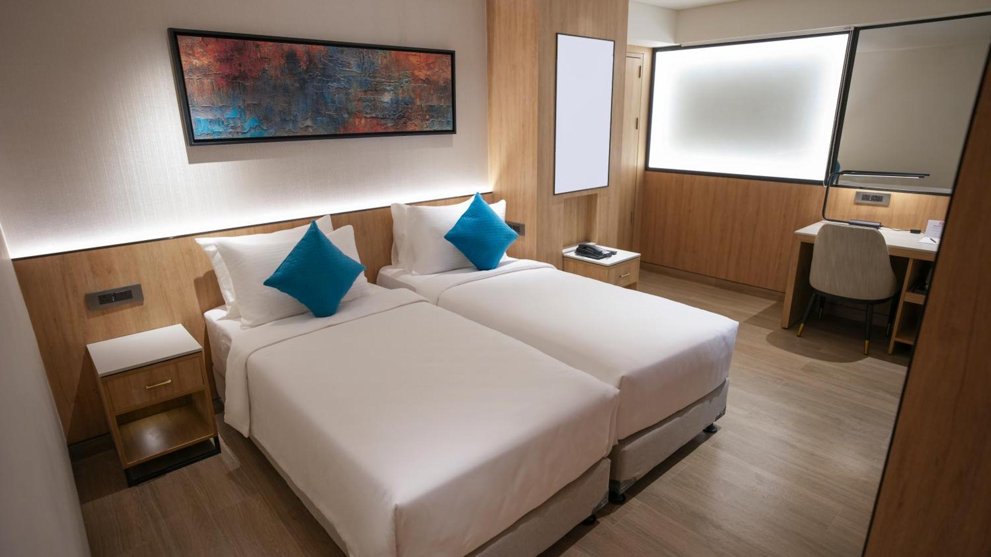 Transit By Encalm - Nap And Shower Shamshabad Buitenkant foto